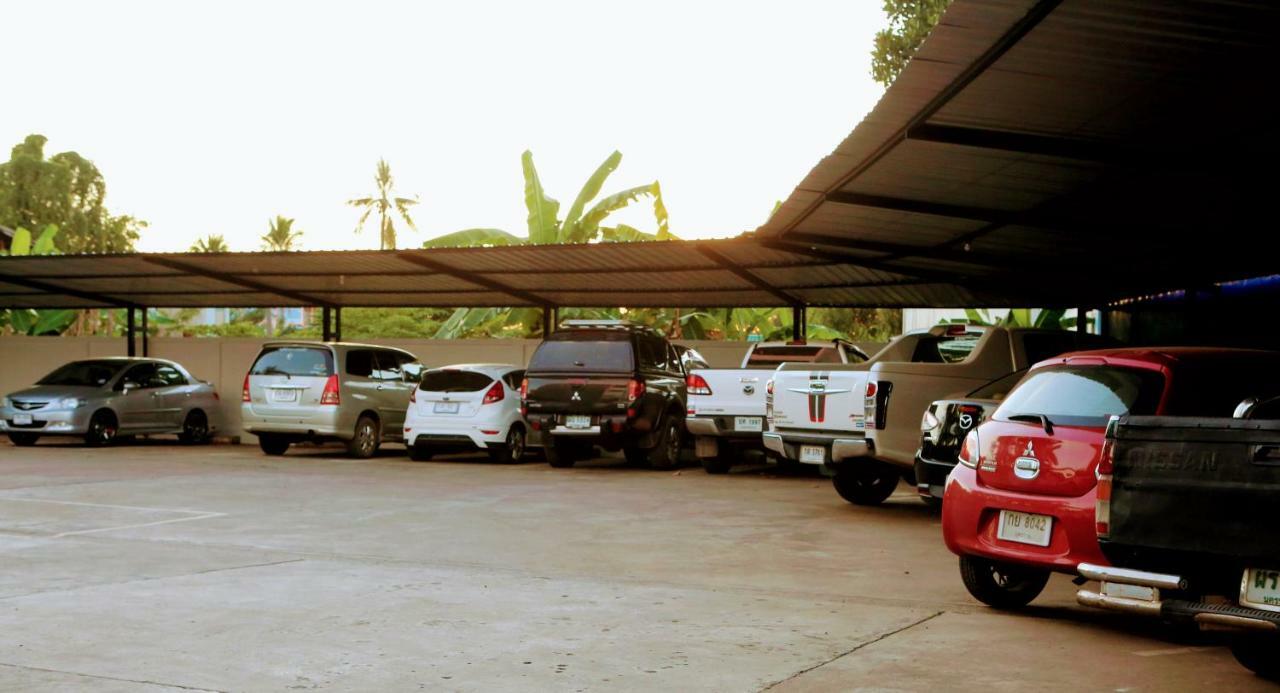 The Resto Hotel Udon Thani Exterior photo